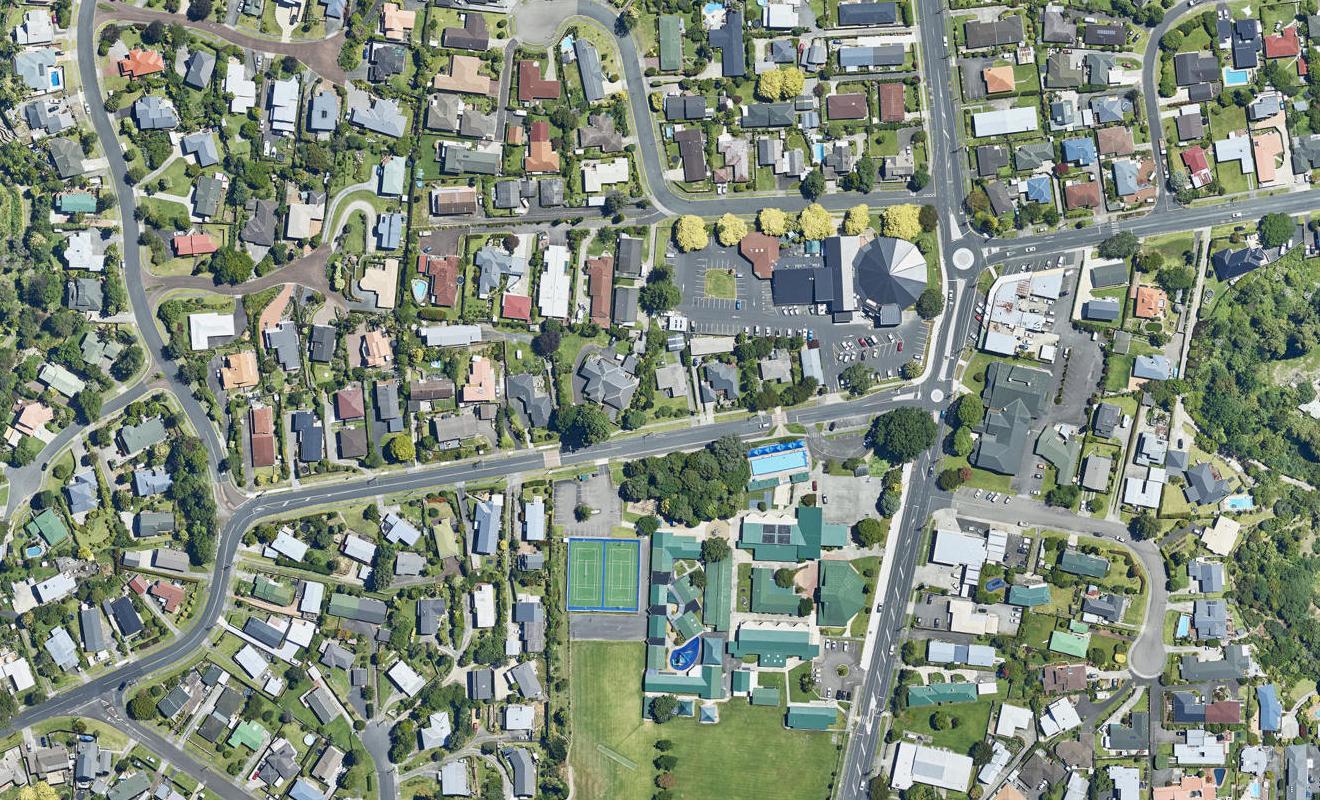 15 Sherwood Street, Otumoetai, Tauranga - Carousel 1