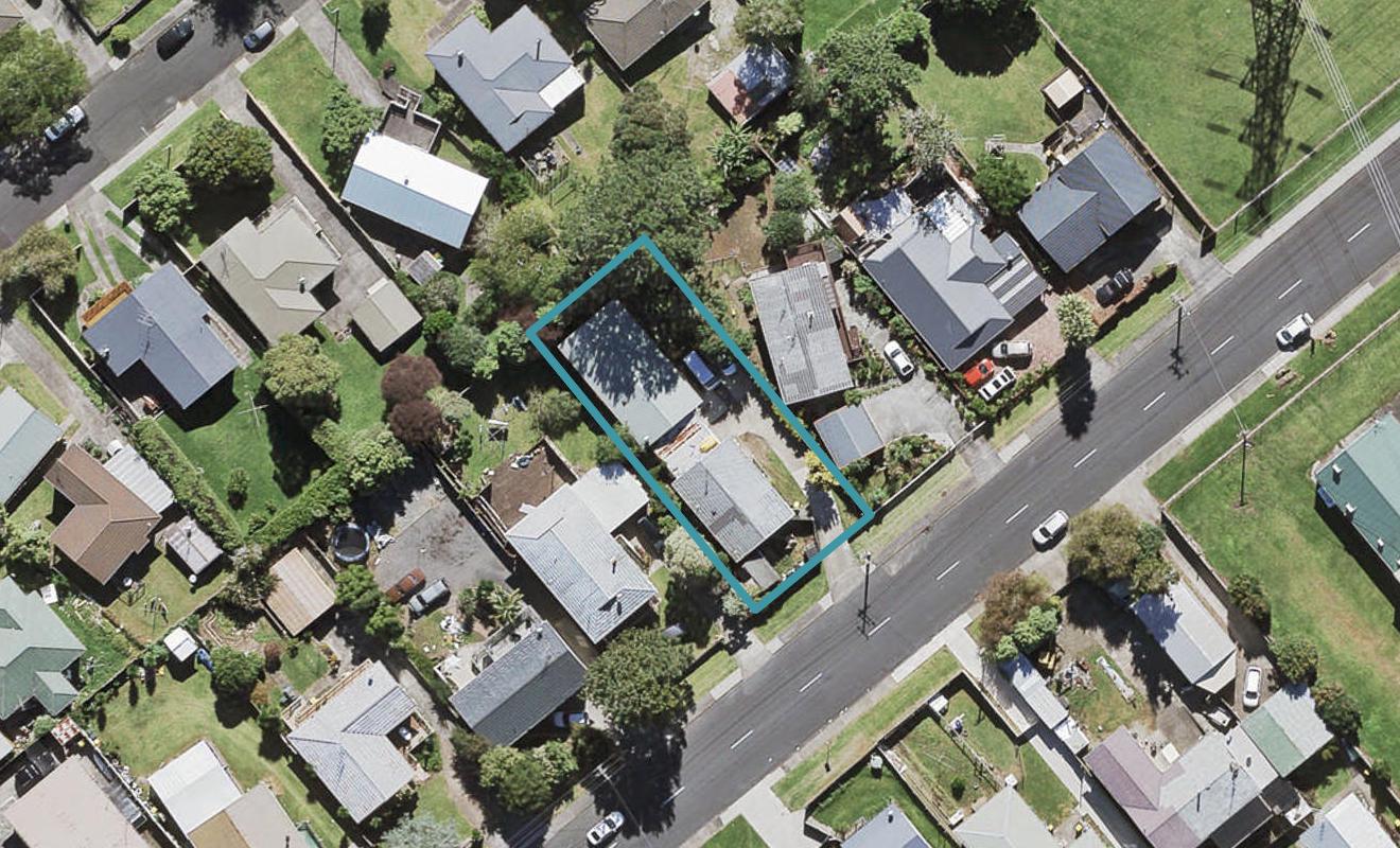 1/57 Lincoln Park Avenue, Massey, Auckland - Carousel 1