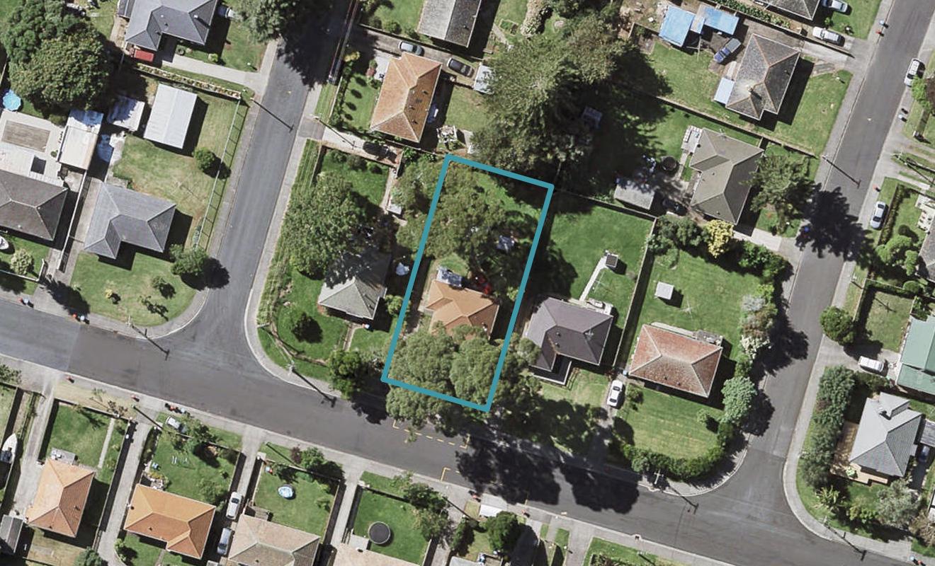 27 Matapan Road, Panmure, Auckland - Carousel 1