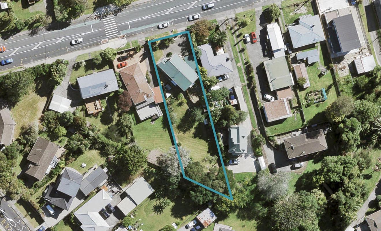 148 Godley Road, Green Bay, Auckland - Carousel 1