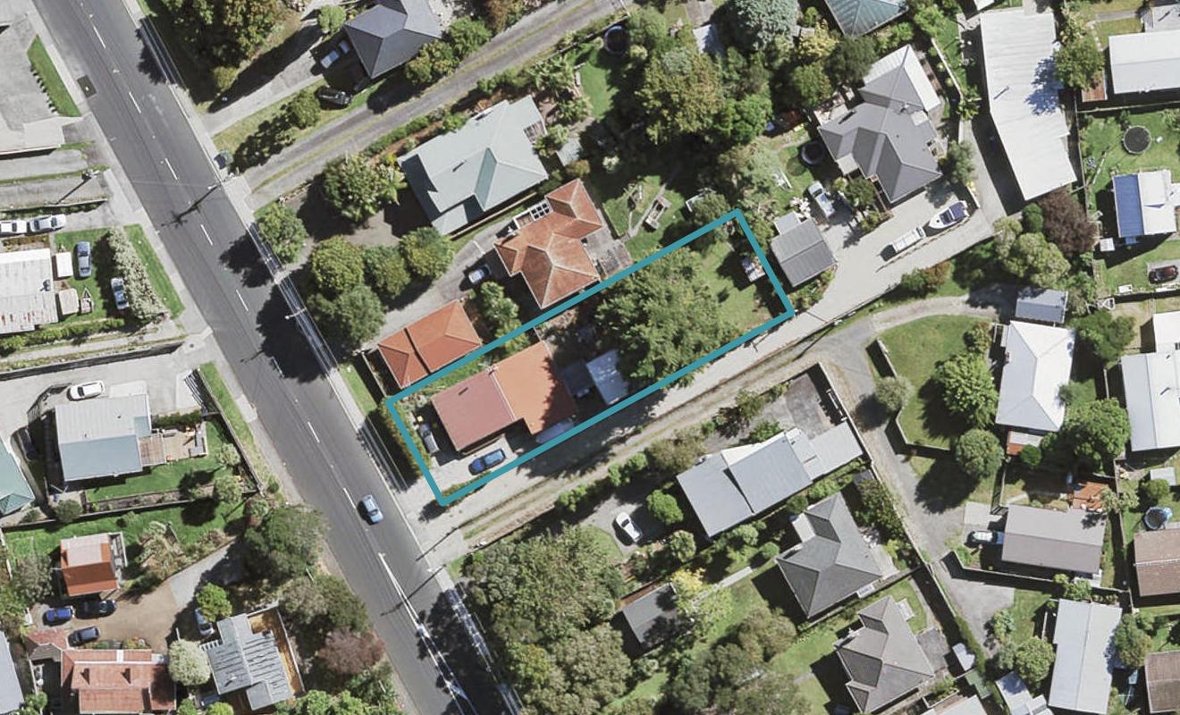 65 Kaurilands Road, Titirangi, Auckland - Carousel 1