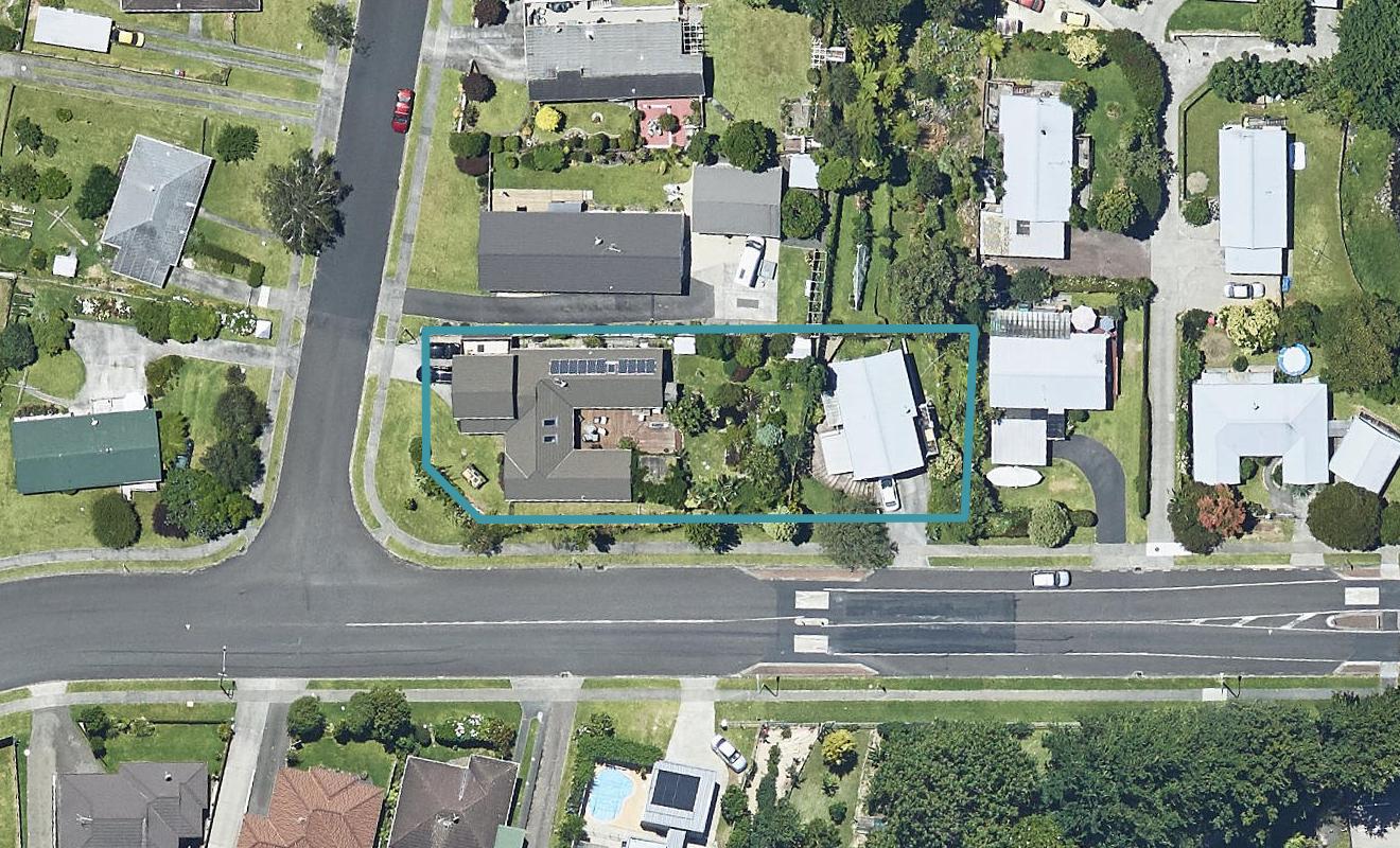 27 Rangataua Street, Welcome Bay, Tauranga - Carousel 1