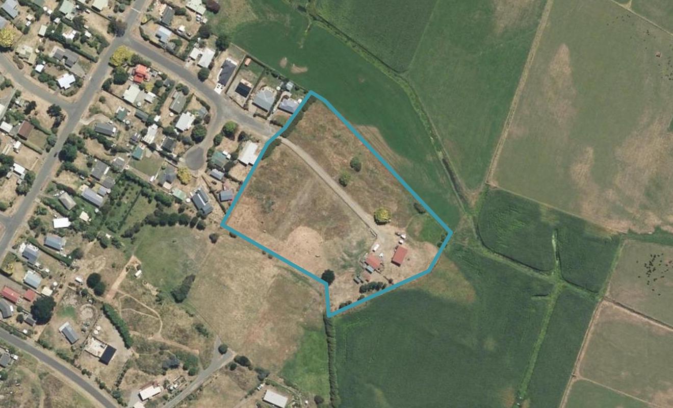 13 Sand Dune Grove, Waikawa Beach, Levin - Carousel 1
