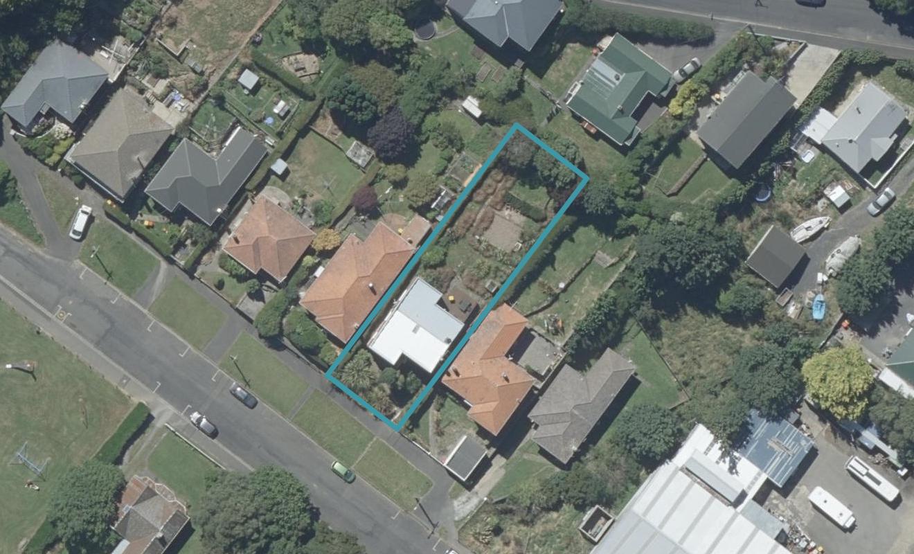 18 Frasers Road, Glenross, Dunedin - Carousel 1