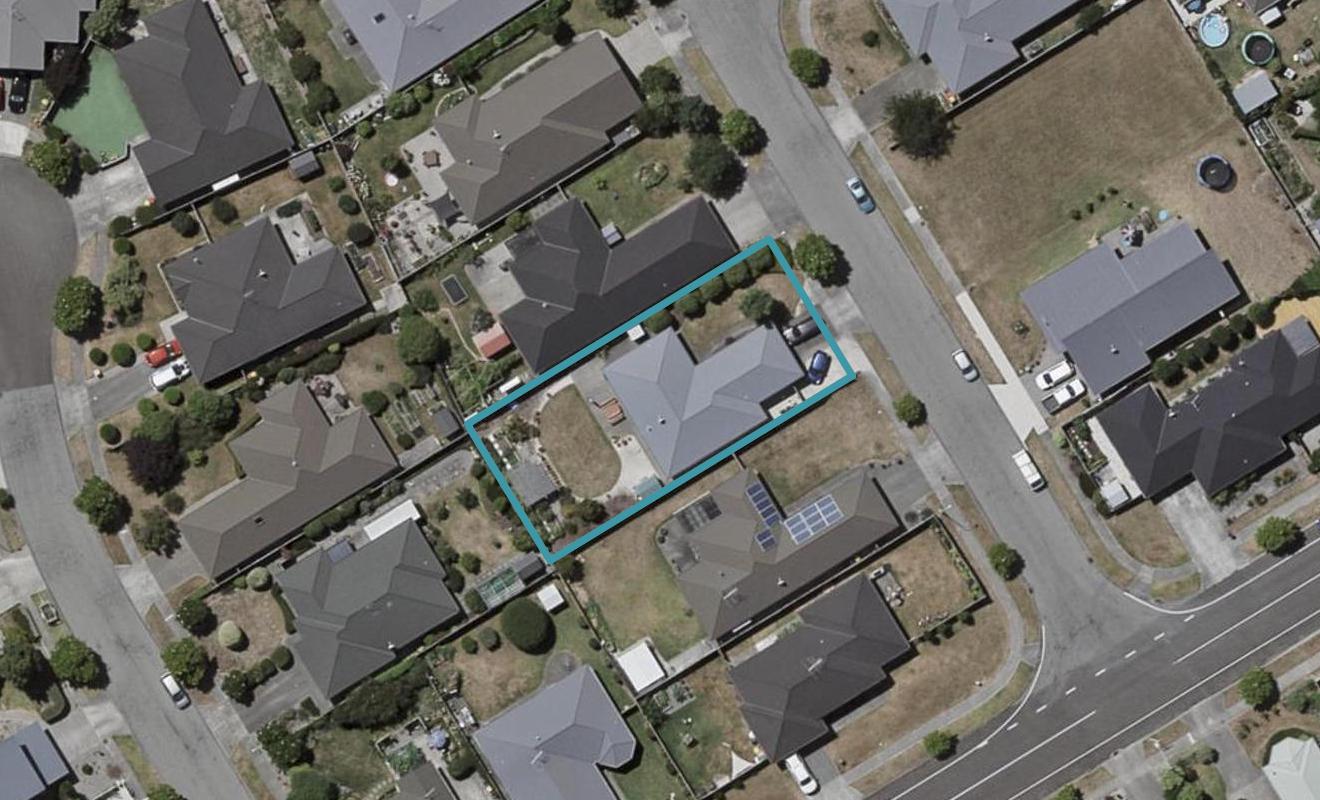6 Kennedy Place, Waikanae Beach, Waikanae - Carousel 1
