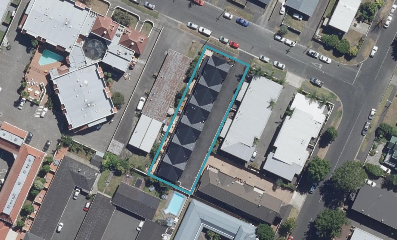 3/3 Charlemont Street, Whitiora, Hamilton - Carousel 1