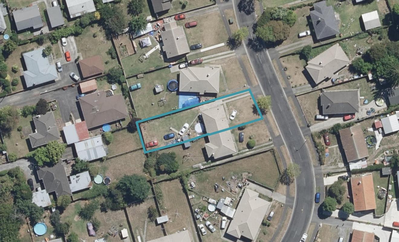 29 Sare Crescent, Fairfield, Hamilton - Carousel 1