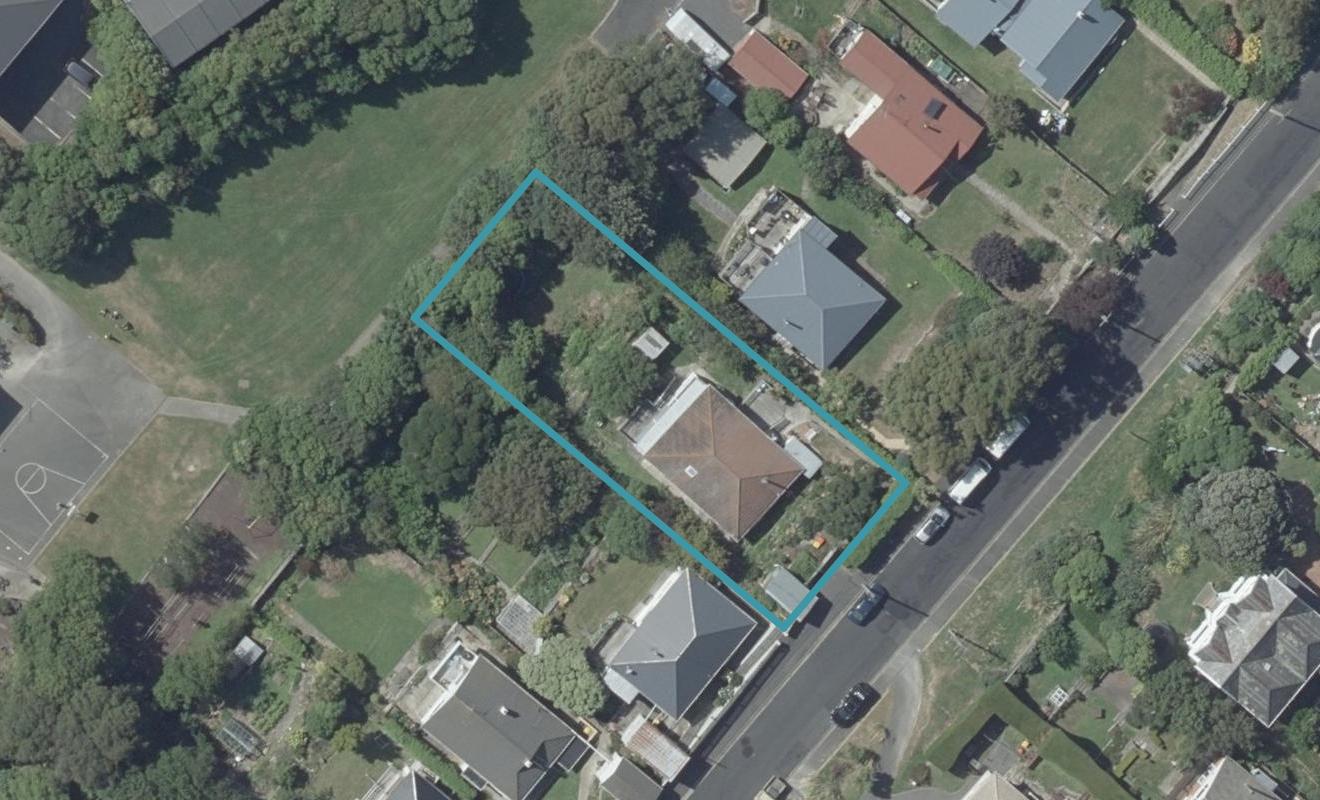 20 Spottiswoode Street, Andersons Bay, Dunedin - Carousel 1