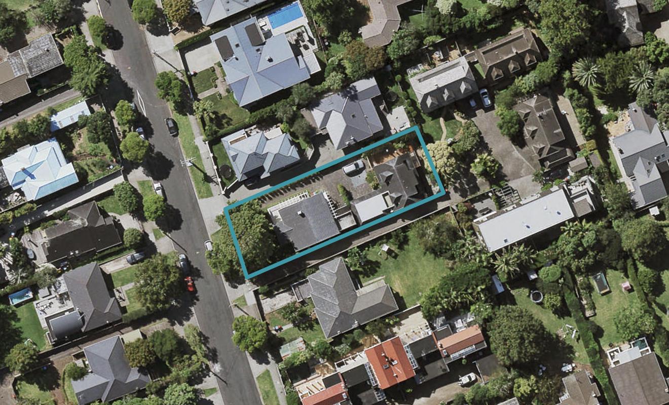 25 Waiatarua Road, Remuera, Auckland - Carousel 1