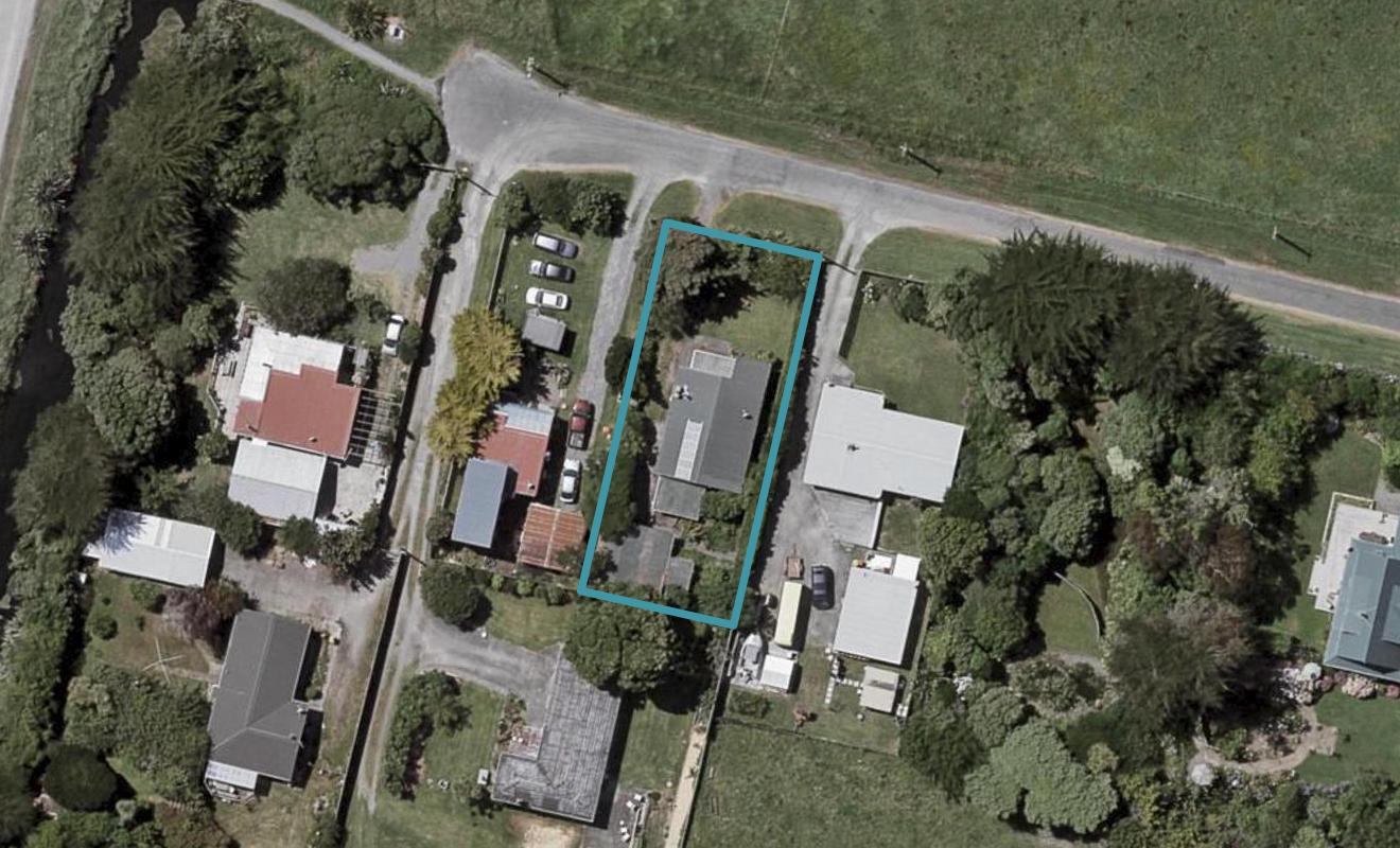 7 Atkinson Avenue, Otaki Beach, Otaki - Carousel 1