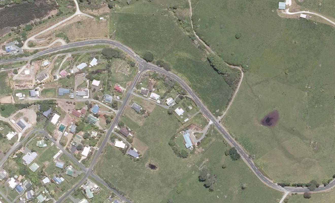 40 Oxford Street, Maungaturoto - Carousel 1