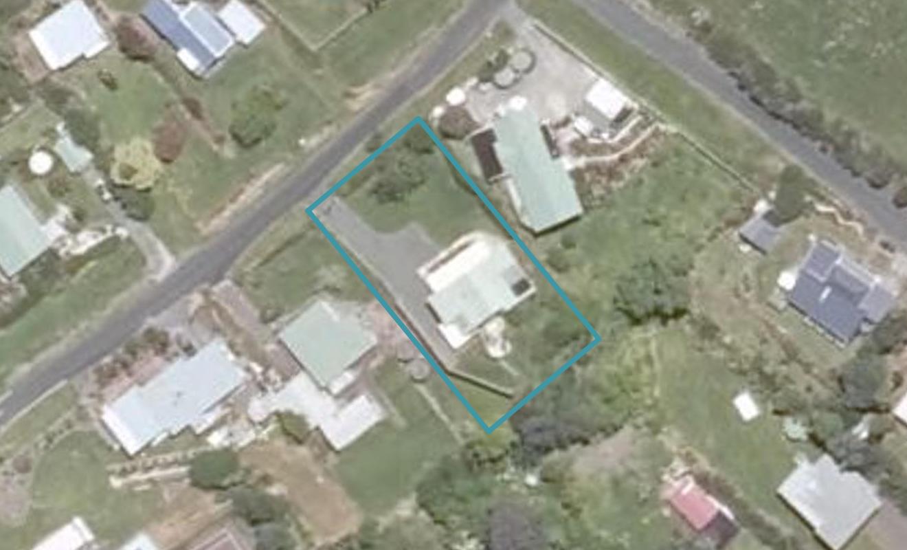 8 Oxford Street, Maungaturoto - Carousel 1
