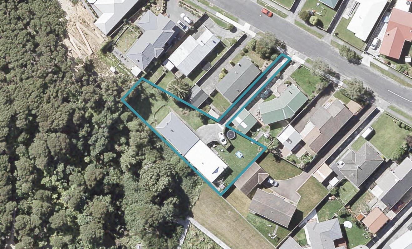 2/9 KAWATIRI GR, Wainuiomata, Lower Hutt - Carousel 1