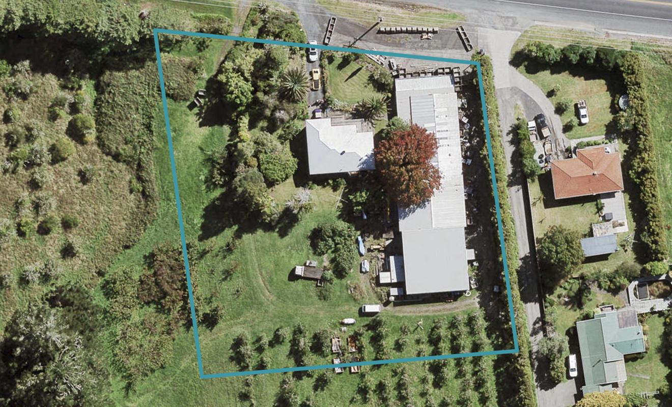 653 State Highway 16, Kumeu - Carousel 1