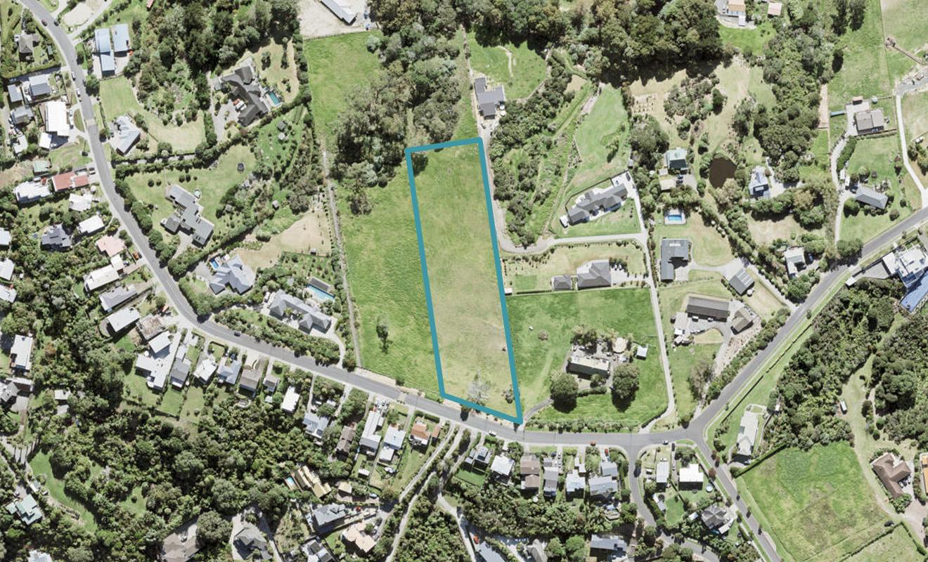 12 Roberts Road, Matakatia, Whangaparaoa - Carousel 1