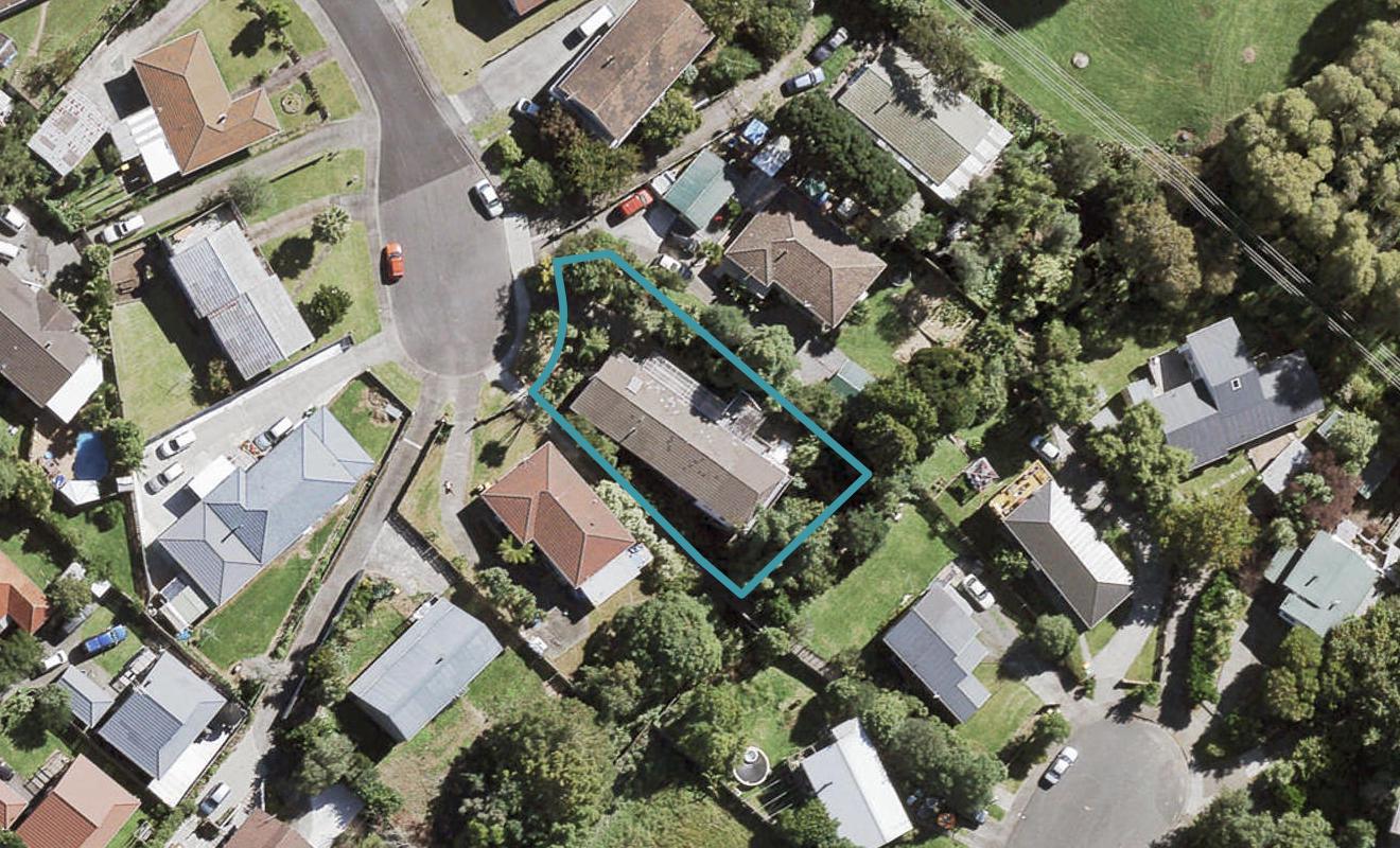 14 Spode Place, Henderson, Auckland - Carousel 1