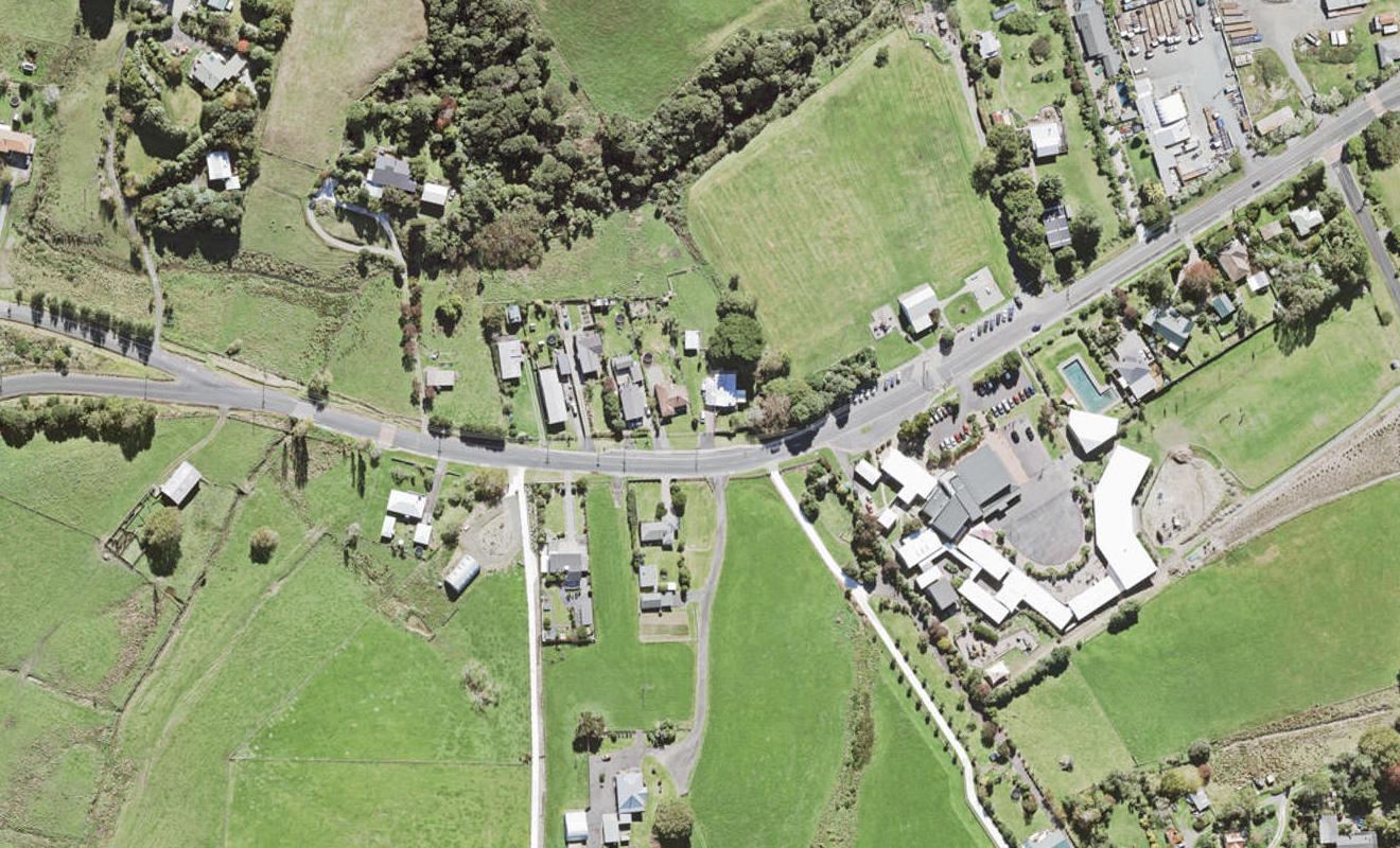 25 Bethells Road, Waitakere, Auckland - Carousel 1