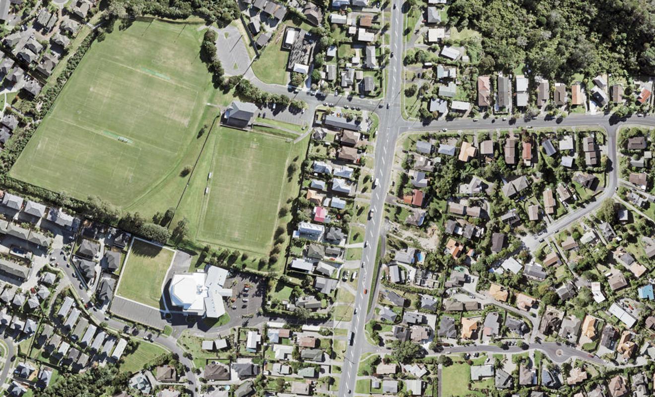 1/842 East Coast Road, Oteha, Auckland - Carousel 1
