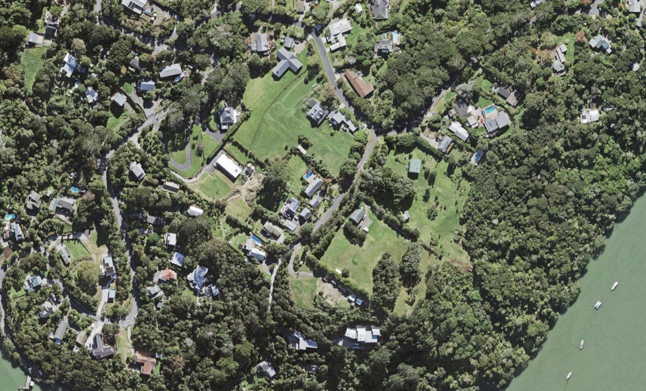 8 Buckleys Track, Paremoremo, Auckland - Carousel 1
