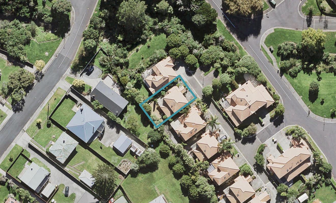 16 Pilsdon Place, New Lynn, Auckland - Carousel 1