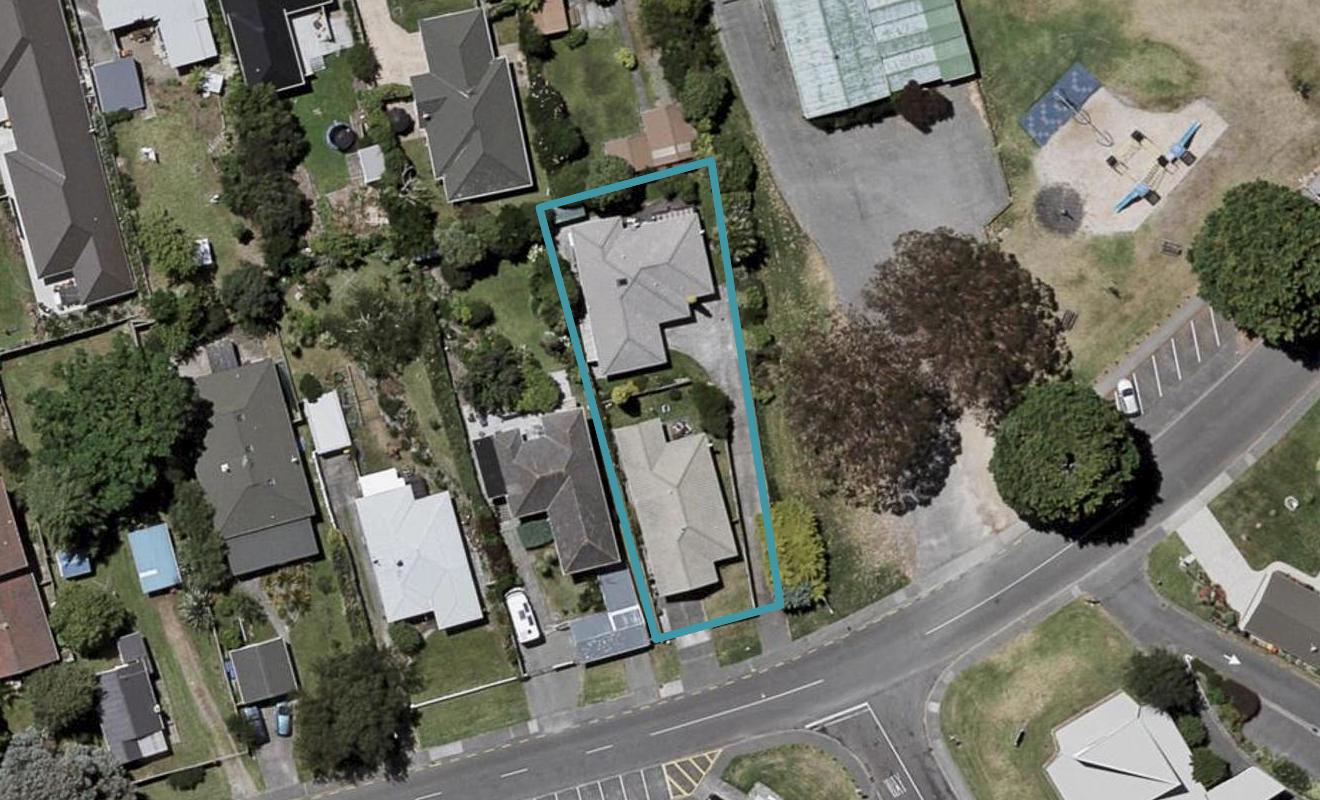 11 Weka Road, Raumati Beach, Paraparaumu - Carousel 1