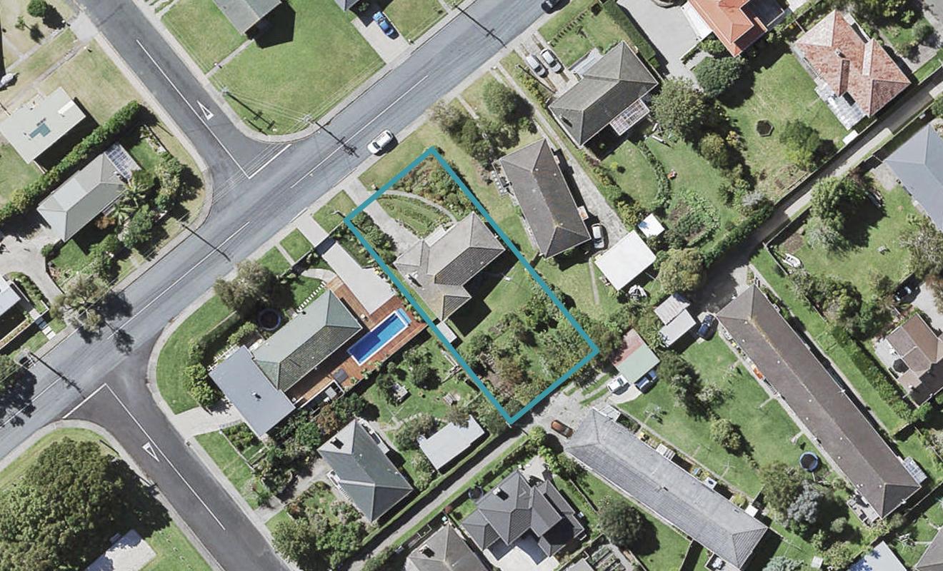 25 Montgomery Avenue, Belmont, Auckland - Carousel 1