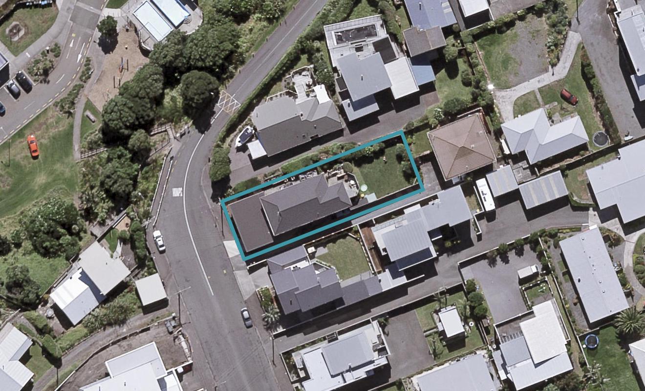 3 Beach Street, Fitzroy, New Plymouth - Carousel 1