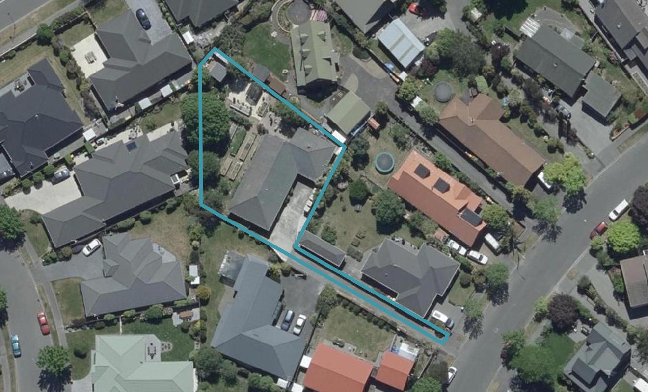 121 Royal Park Drive, Parklands, Christchurch - Carousel 1