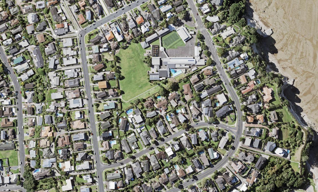 15C Gulf Crest, Bucklands Beach, Auckland - Carousel 1