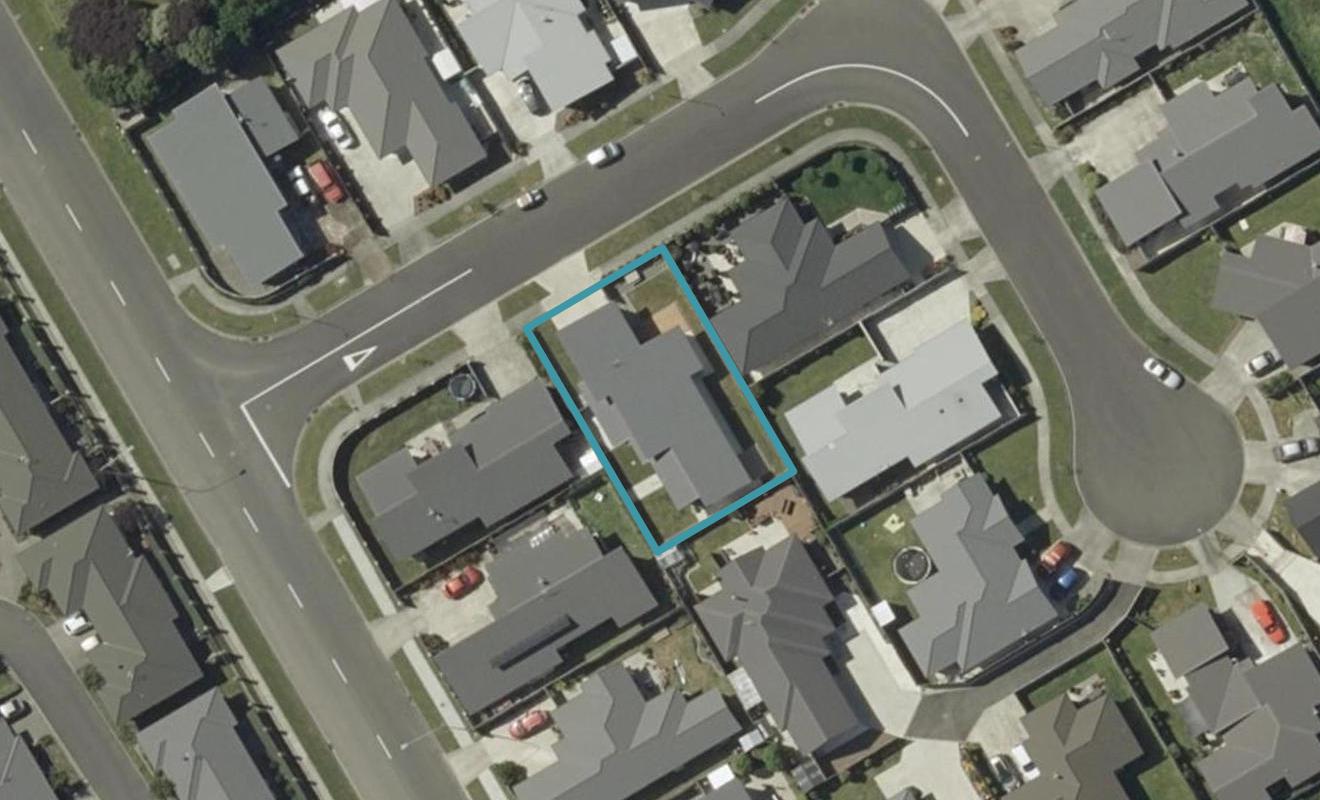 4 Lorenzo Place, Kelvin Grove, Palmerston North - Carousel 1