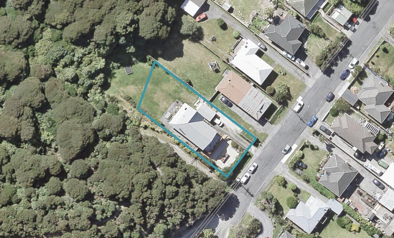 50 Stanley Street, Wainuiomata, Lower Hutt - Carousel 1