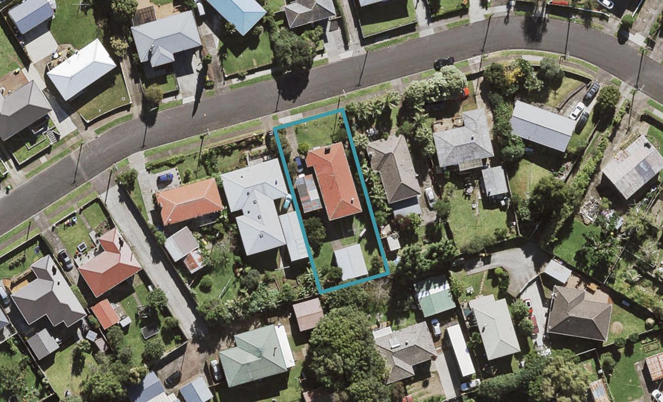 15 Kapuka Road, Mangere Bridge, Auckland - Carousel 1