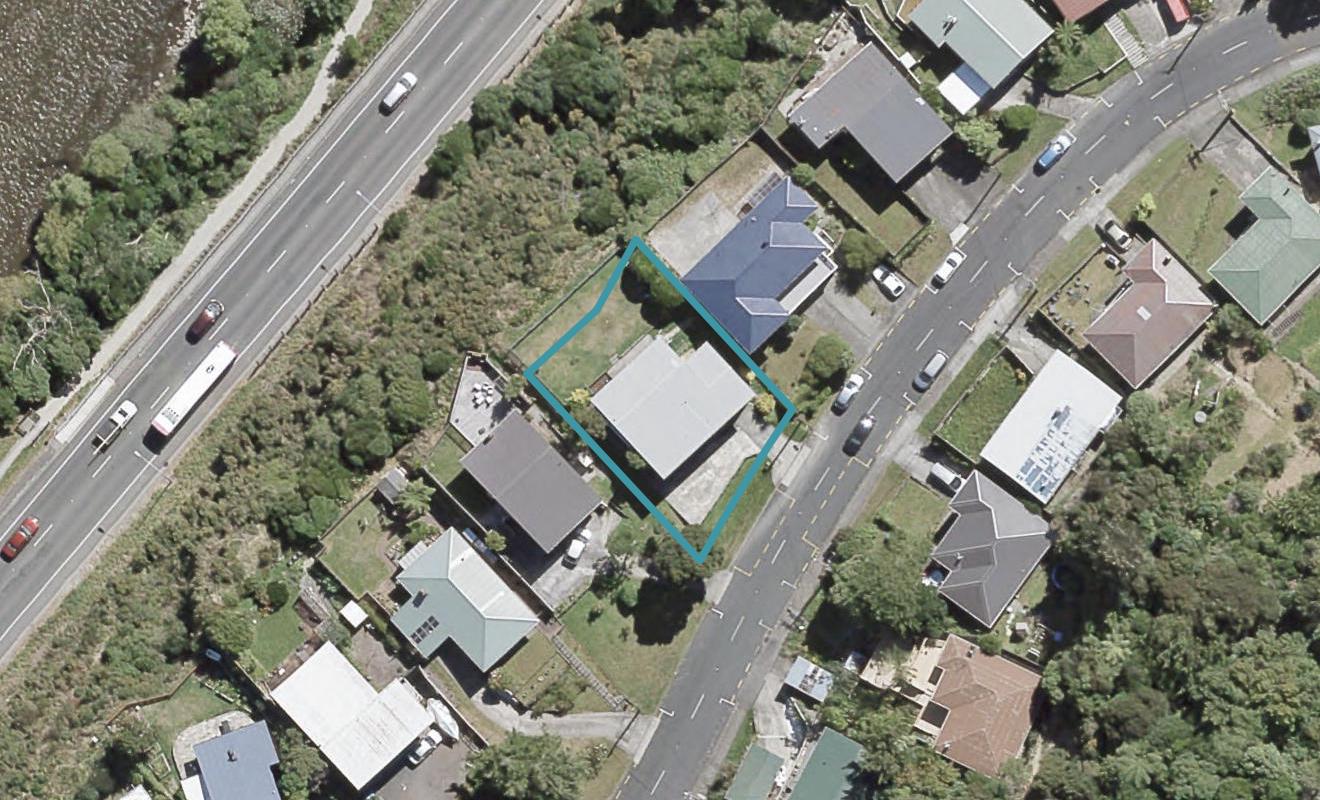 13 Manor Drive, Stokes Valley, Lower Hutt - Carousel 1