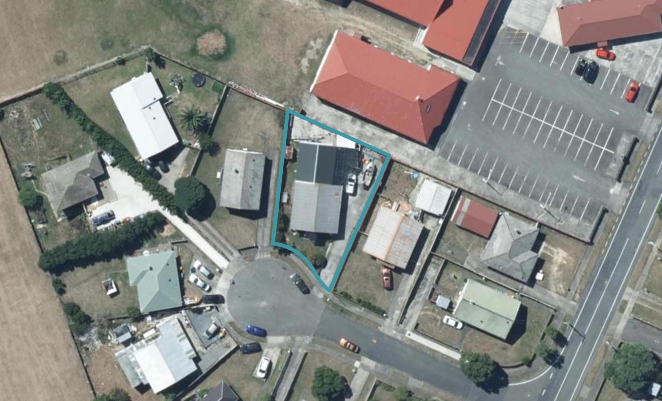 6 Triton Place, Cannons Creek, Porirua - Carousel 1