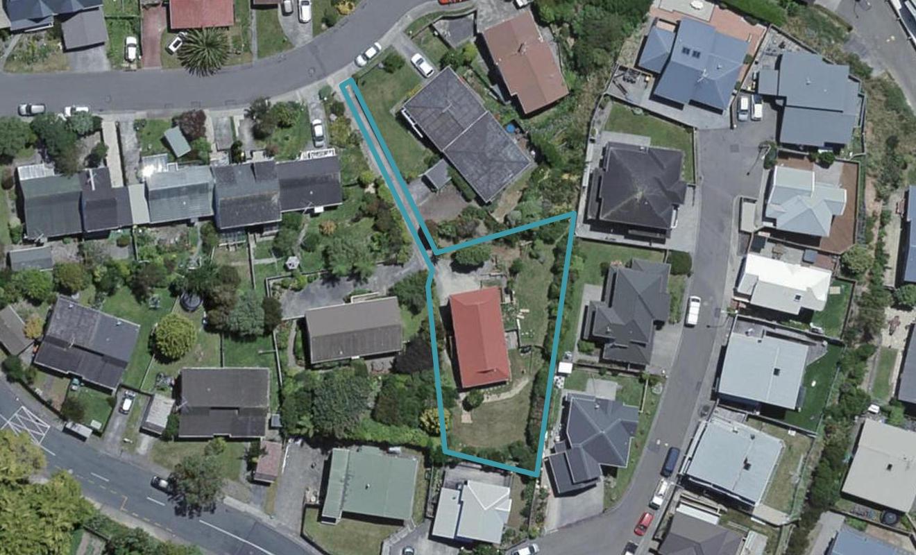 10 Makatote Grove, Churton Park, Wellington - Carousel 1