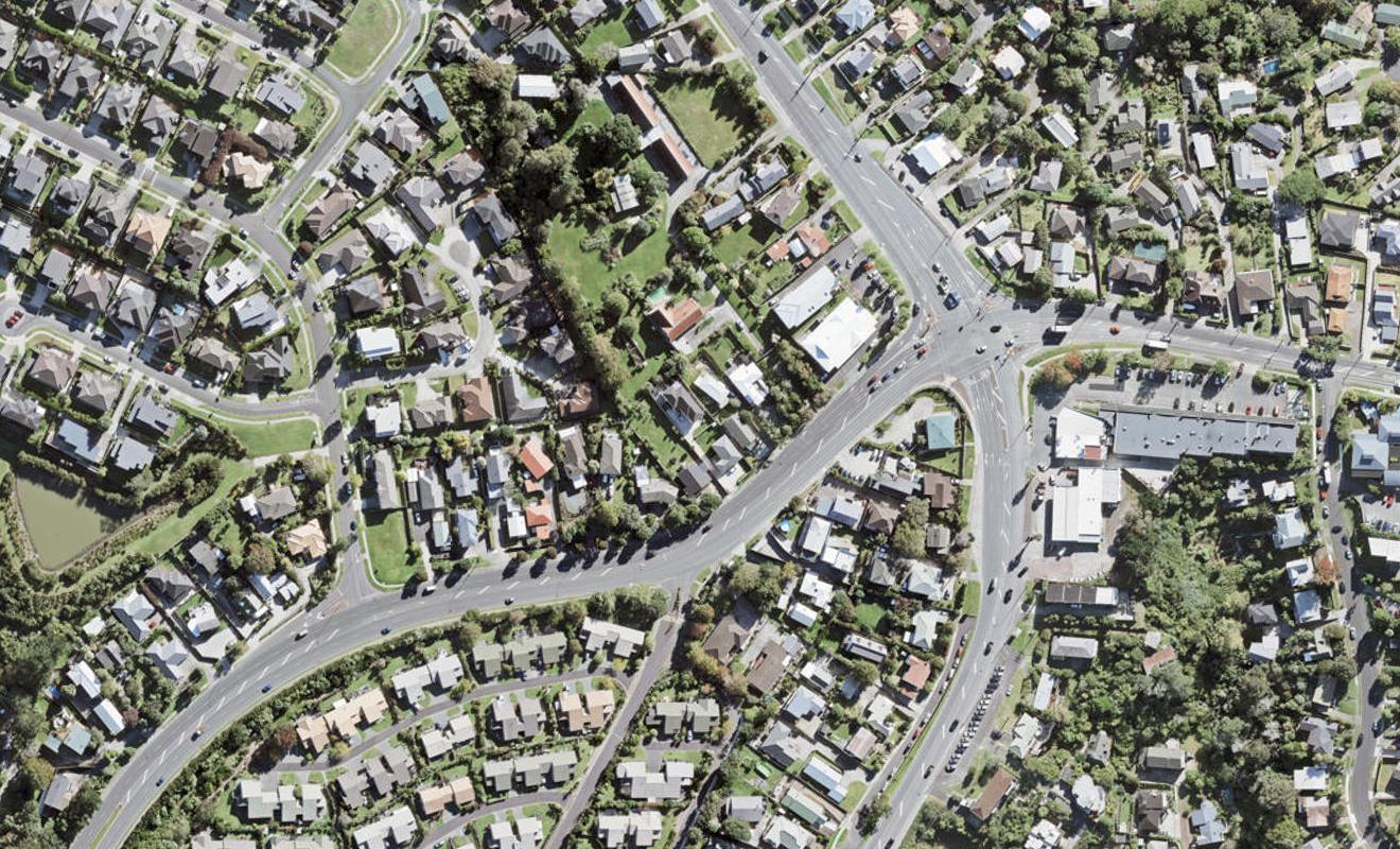 9A Oteha Valley Road, Northcross, Auckland - Carousel 1