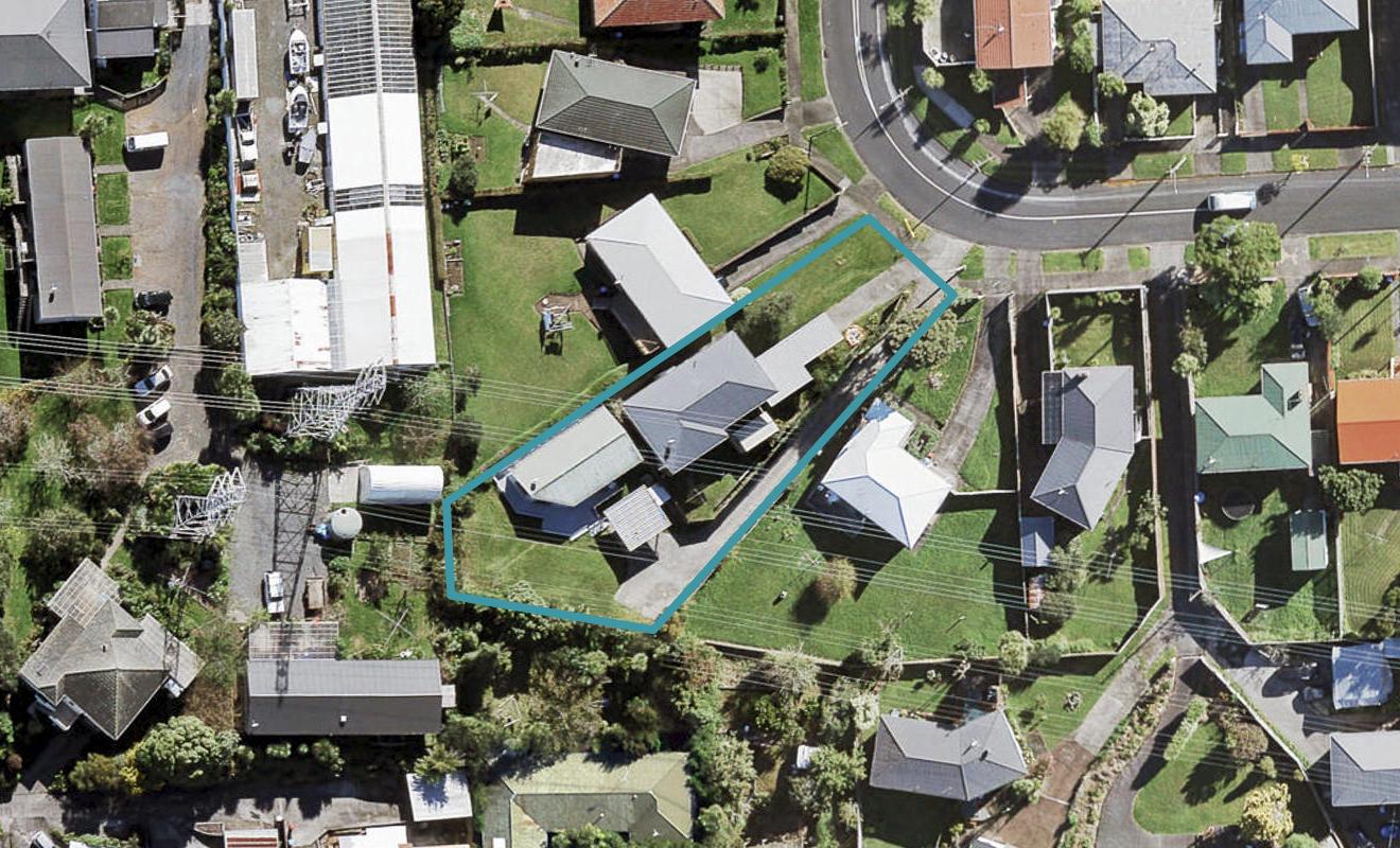 92A Mary Dreaver Street, New Windsor, Auckland - Carousel 1