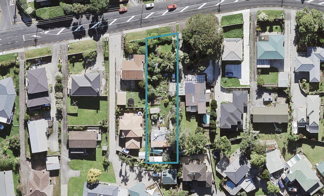 104 Golf Road, New Lynn, Auckland - Carousel 1