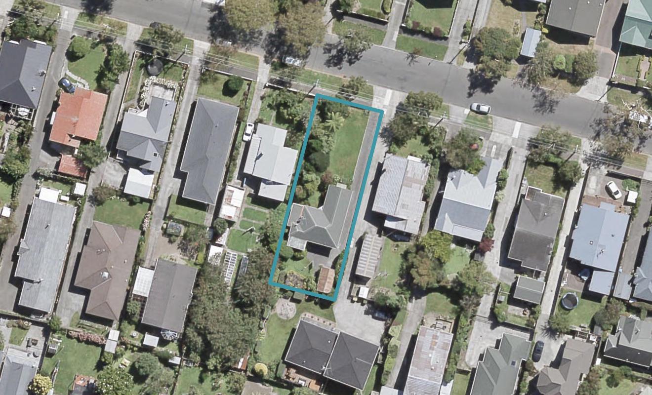 22 Norton Park Avenue, Fairfield, Lower Hutt - Carousel 1