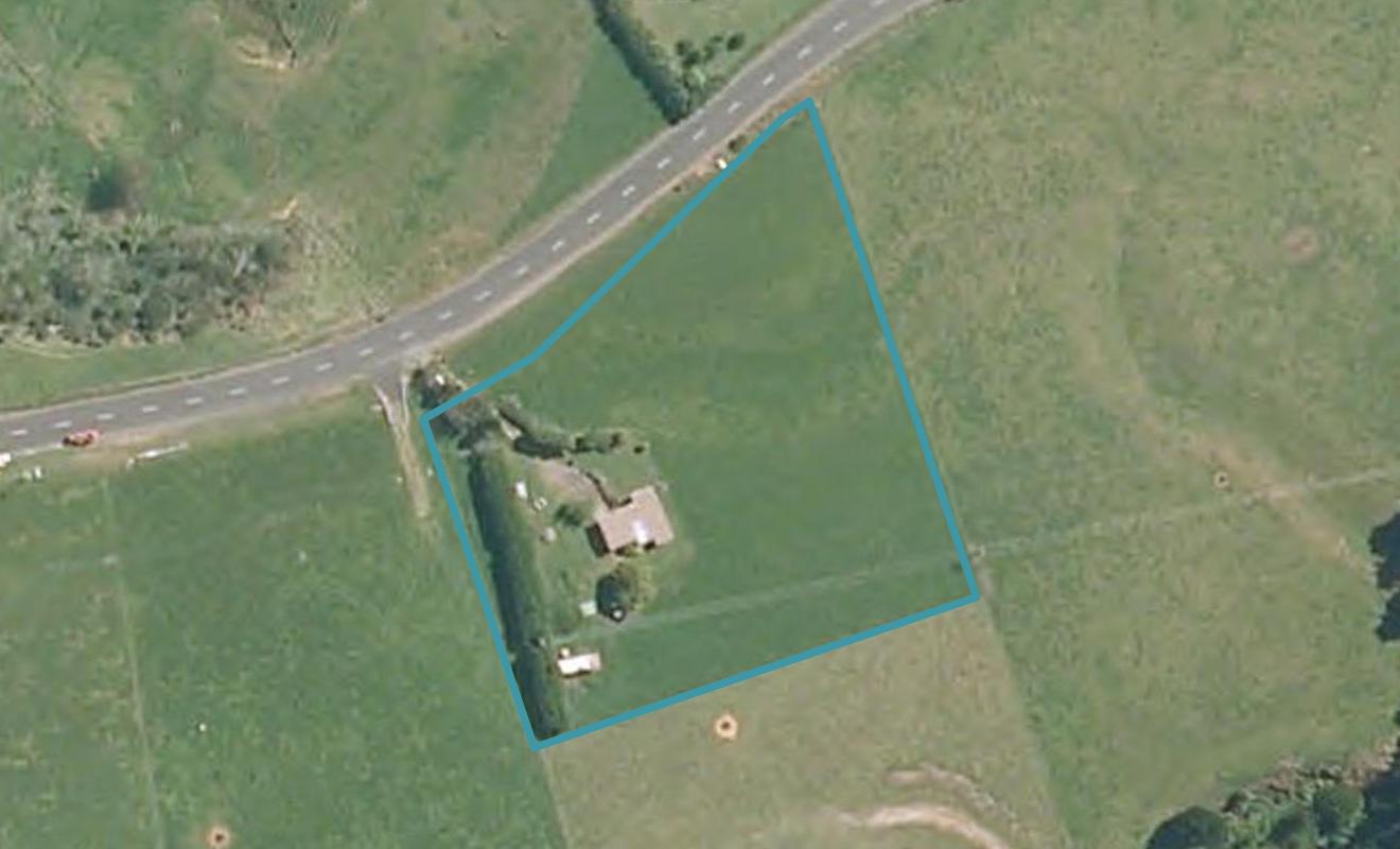 186 Grahams Beach Road, Waiuku - Carousel 1