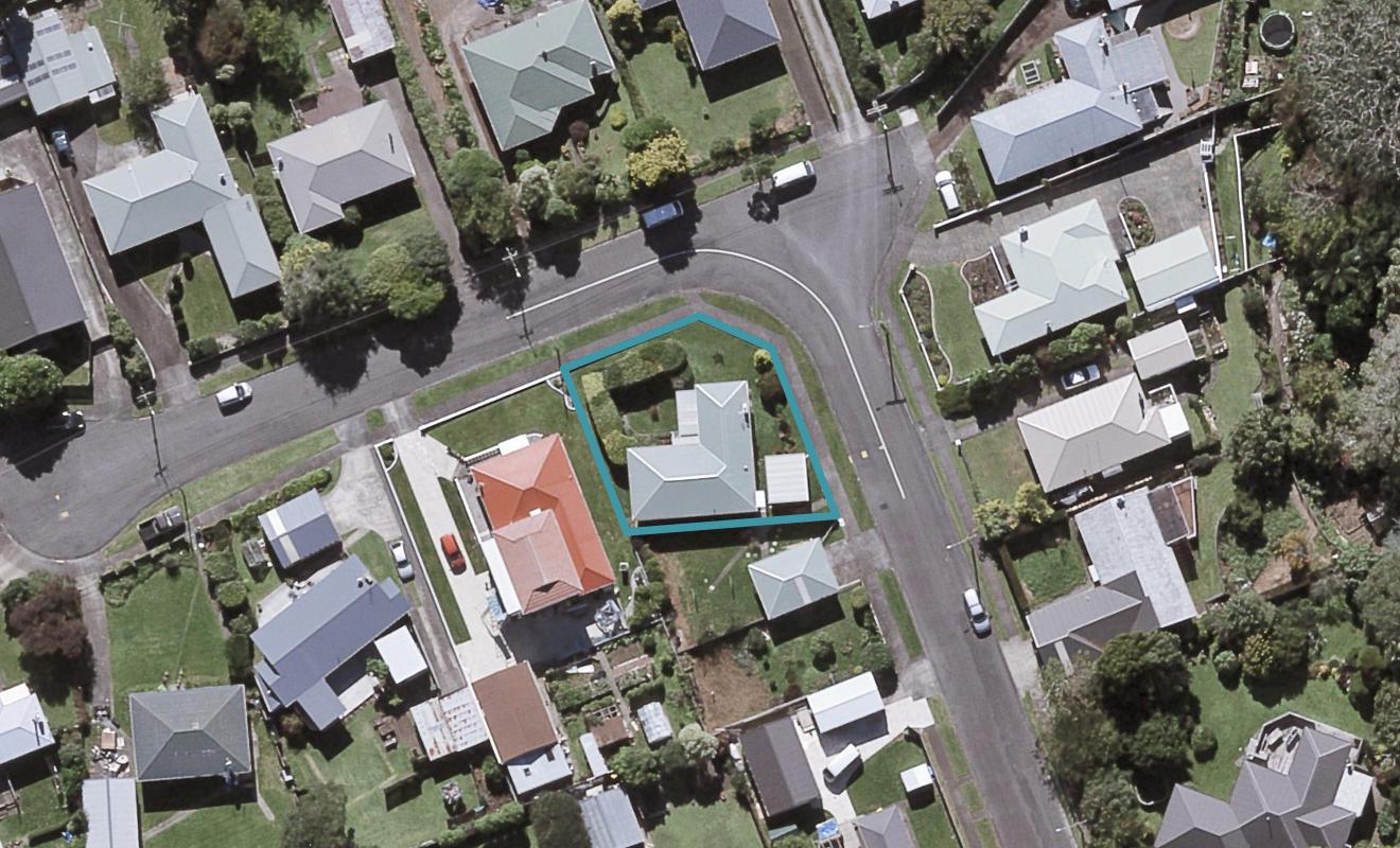 21 Hurdon Street, Hurdon, New Plymouth - Carousel 1