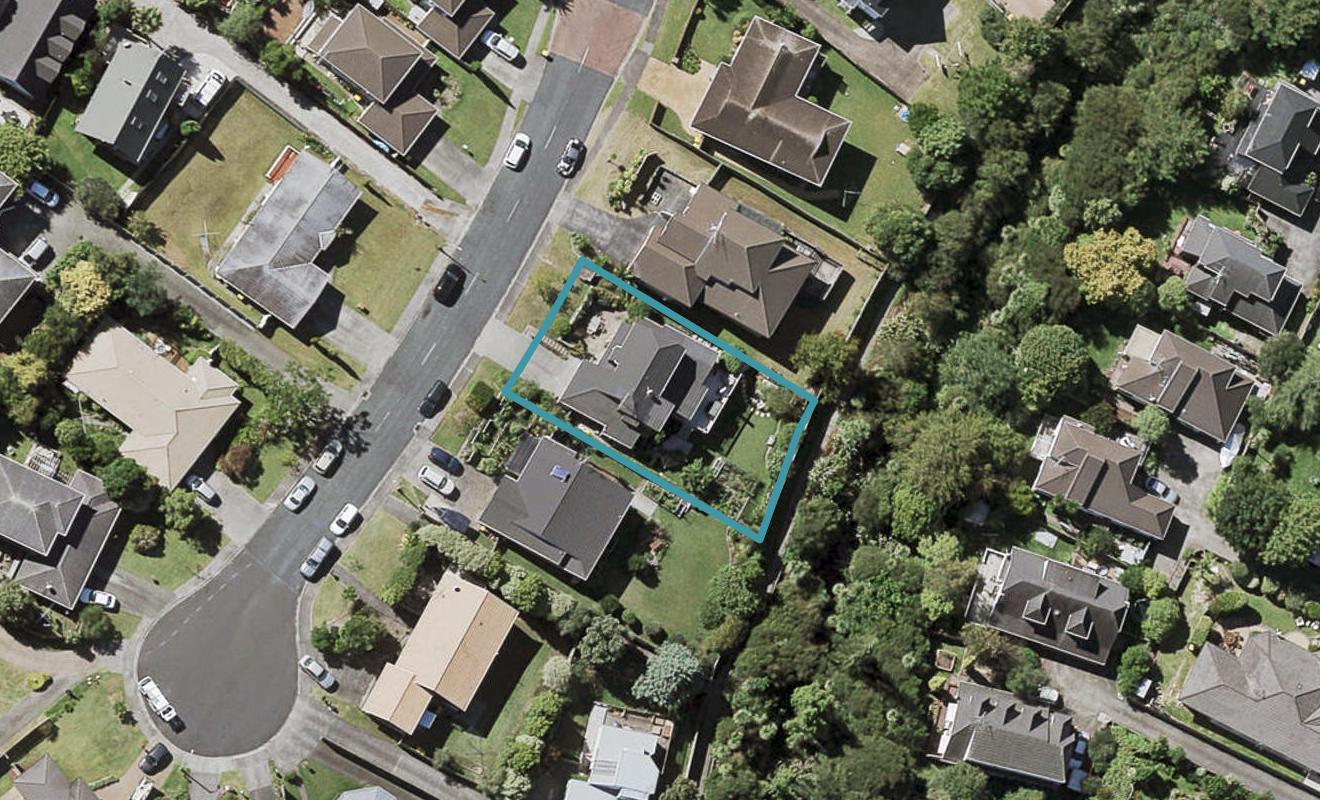 50 Centorian Drive, Windsor Park, Auckland - Carousel 1