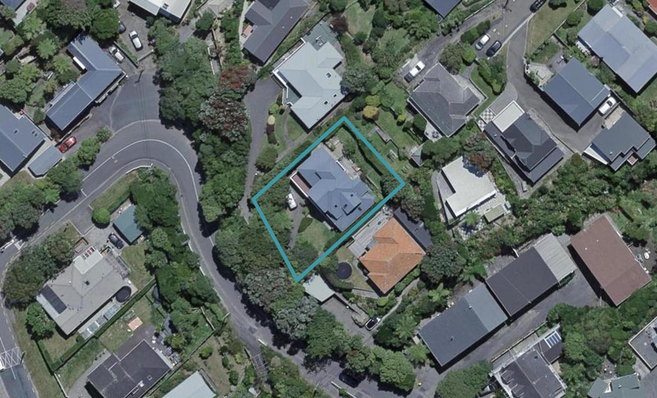 17 Madras Street, Khandallah, Wellington - Carousel 1
