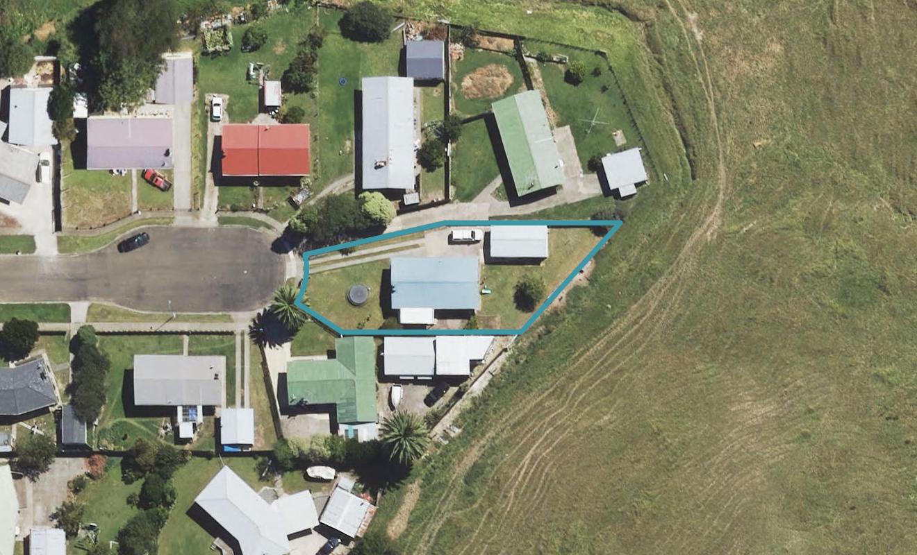 9 Curie Place, Outer Kaiti, Gisborne - Carousel 1