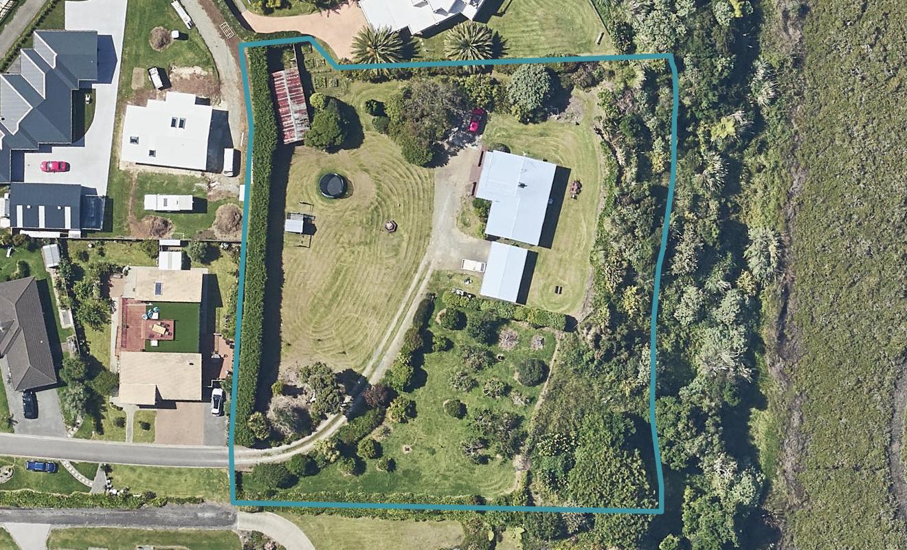 86 Koutanui Road, ATHENREE, KATIKATI - Carousel 1