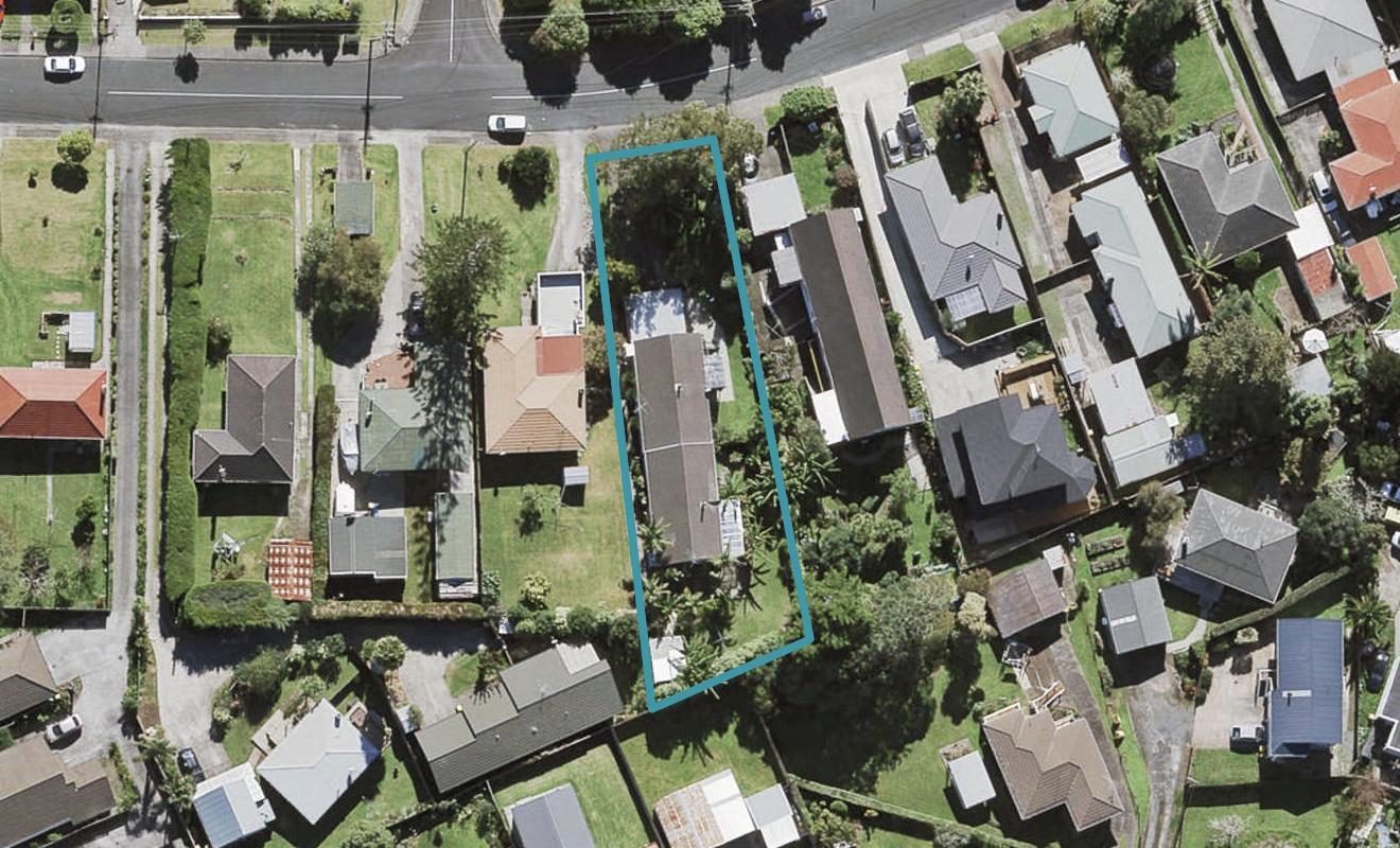 1/24 Amberley Avenue, Te Atatu South, Auckland - Carousel 1