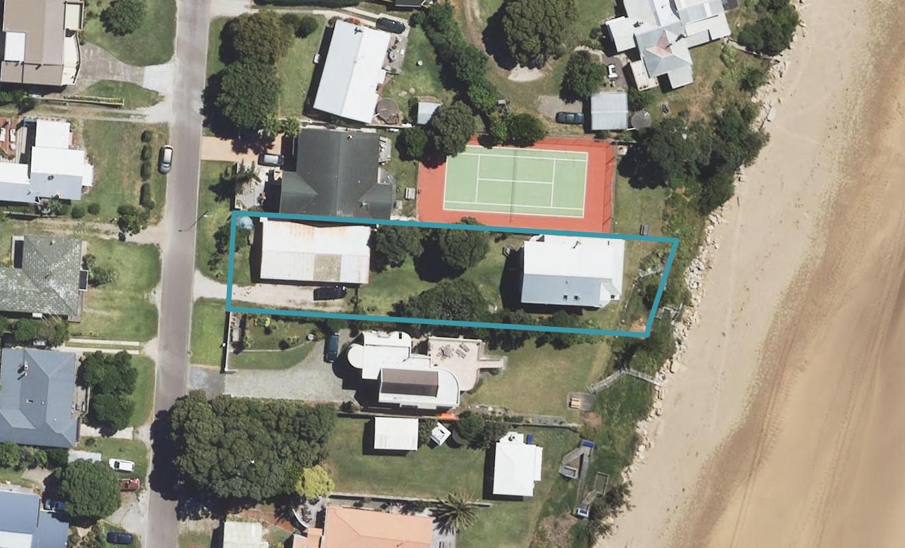 8 Pare Street, Wainui, Gisborne - Carousel 1