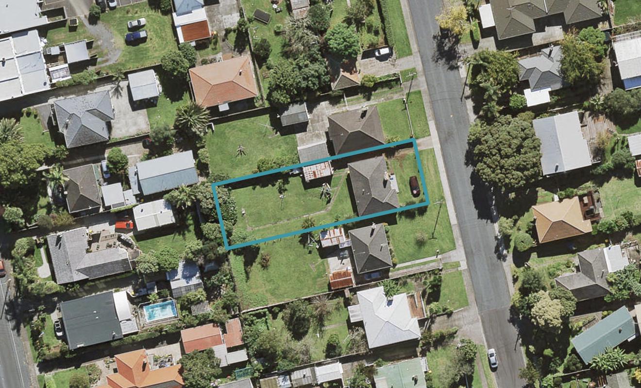 4 Kohanga Road, Mangere Bridge, Auckland - Carousel 1