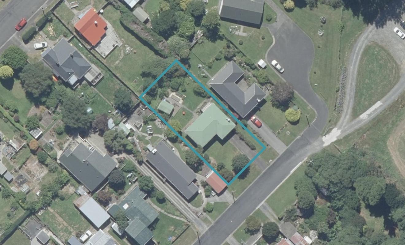 11 Constant Street, Sawyers Bay, Port Chalmers - Carousel 1