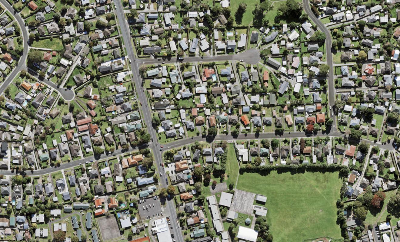 4/5 Hereford Street, Te Atatu Peninsula, Auckland - Carousel 1